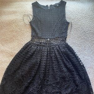 Romeo & Juliet Couture- Black Dress, SIZE: XS